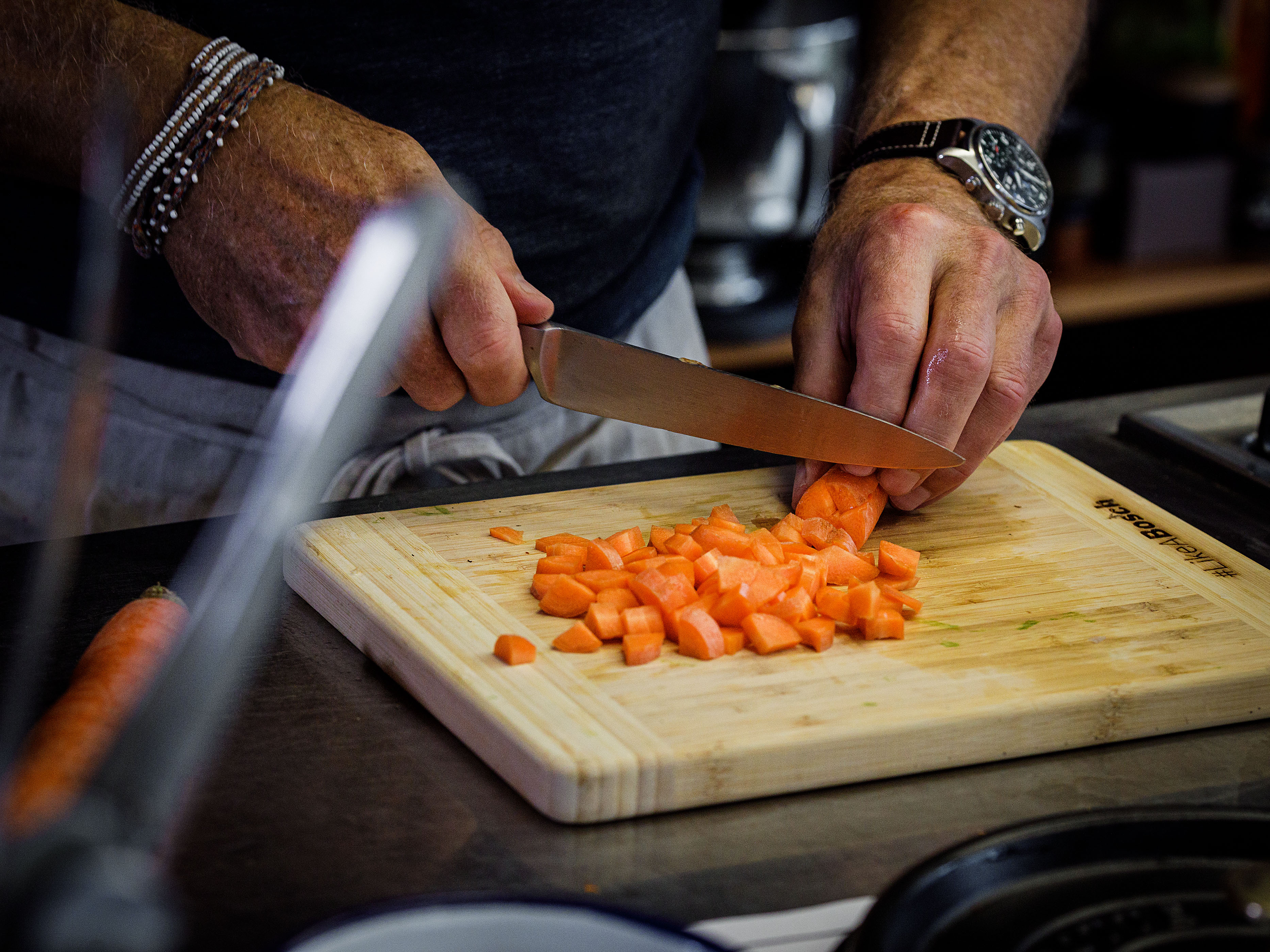Schritt 1: Gemüse für Vegetarisches Ragù Bolognese vorbereiten 