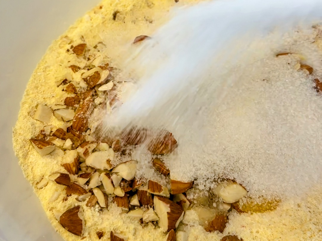 Schritt 1: Vorbereitung der Teigzutaten für Sbrisolona – Italienischer Mandelkuchen 