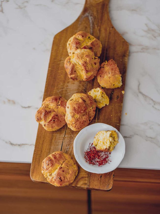 Pistazien-Safran-Buns Rezept Pistazien-Safran-Buns Rezept