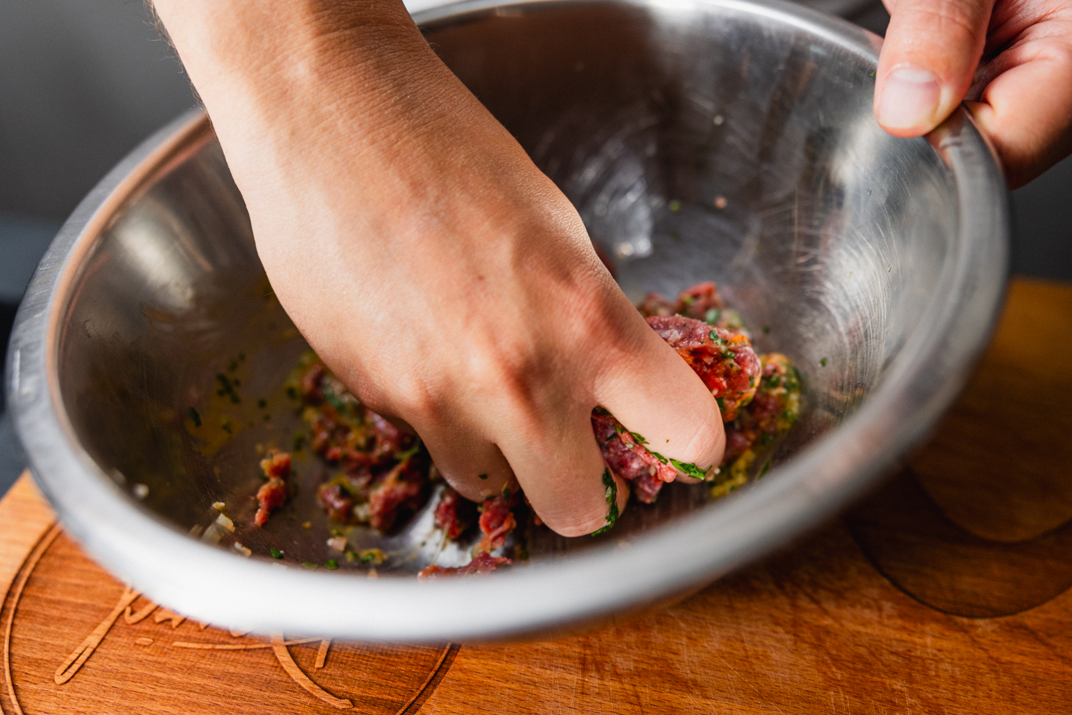 Schritt 1: Vorbereitung der Hackfleischmasse