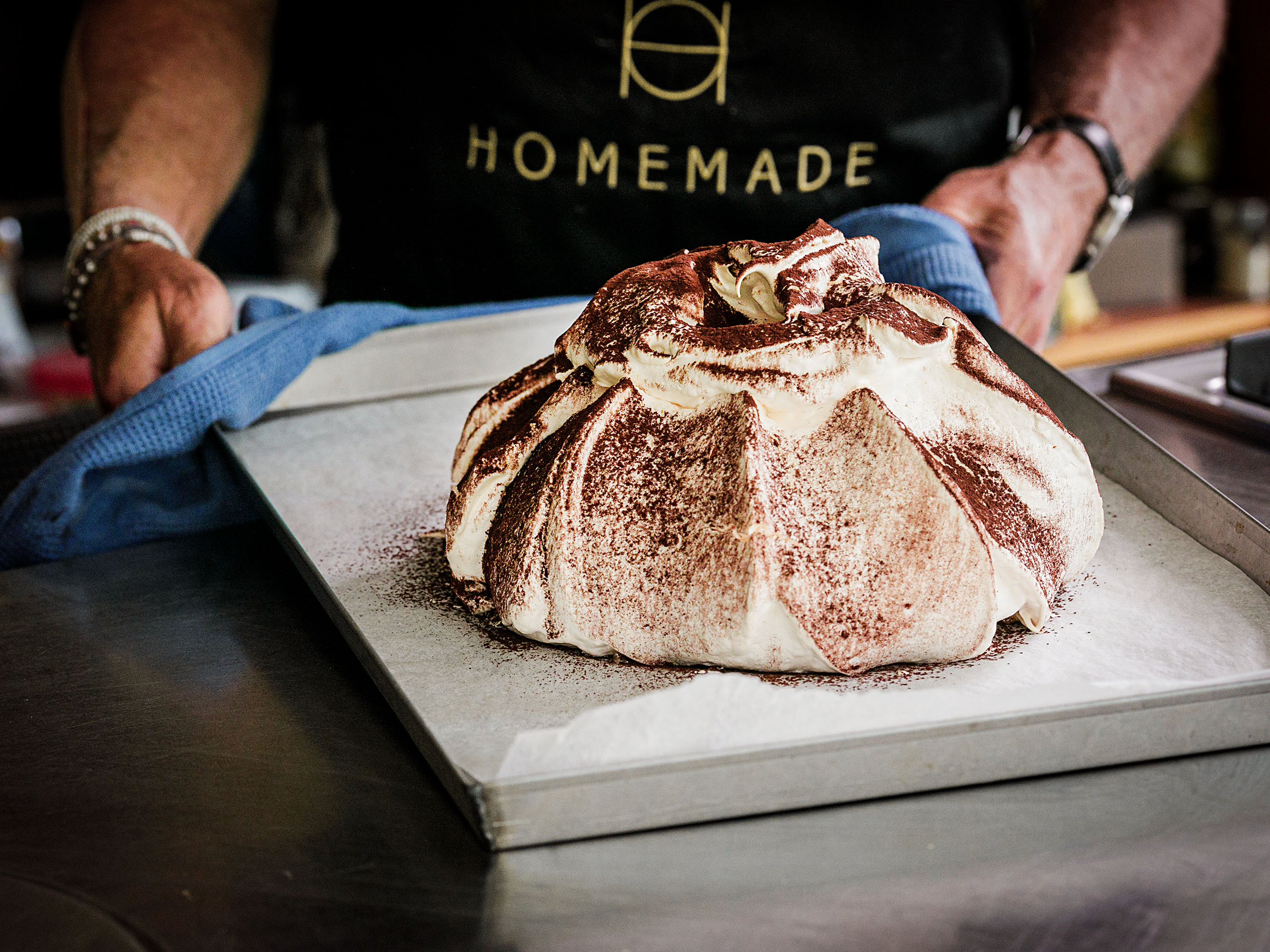 Schritt 3: Das Backblech in den Ofen schieben