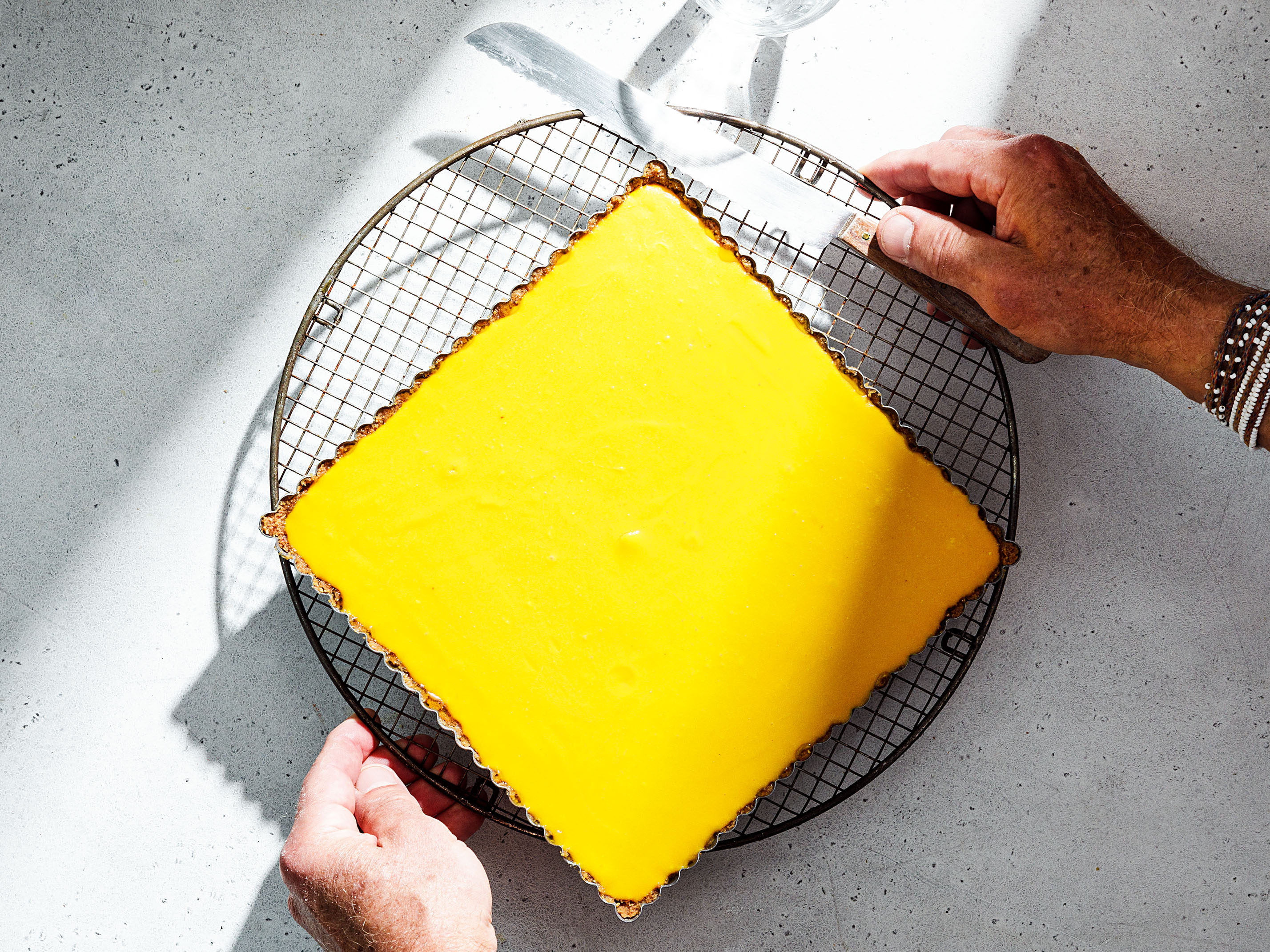 Schritt 4: Anrichten des Mango Pies