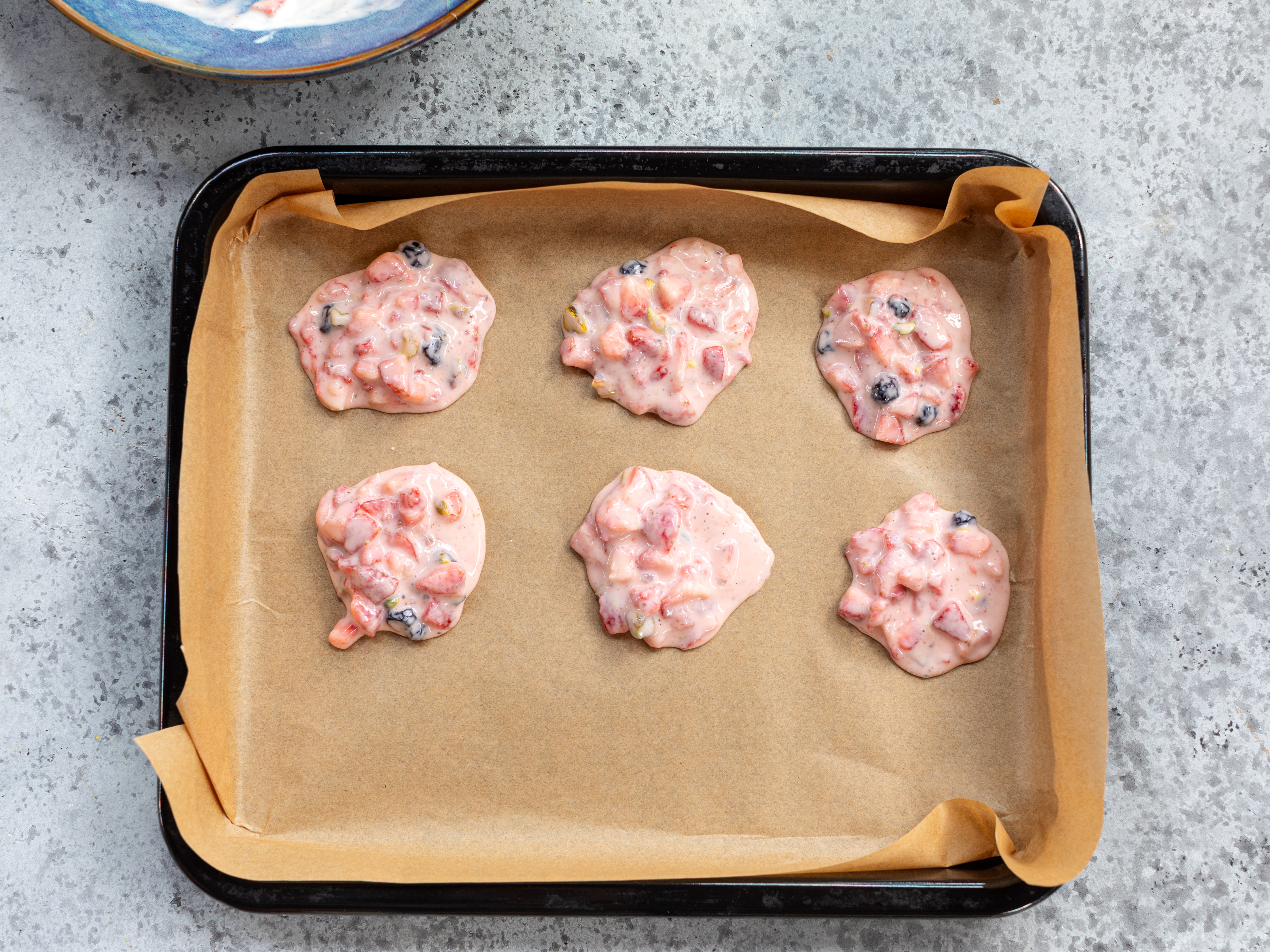 Schritt 2: Cluster für Joghurt Cluster mit Beeren formen 