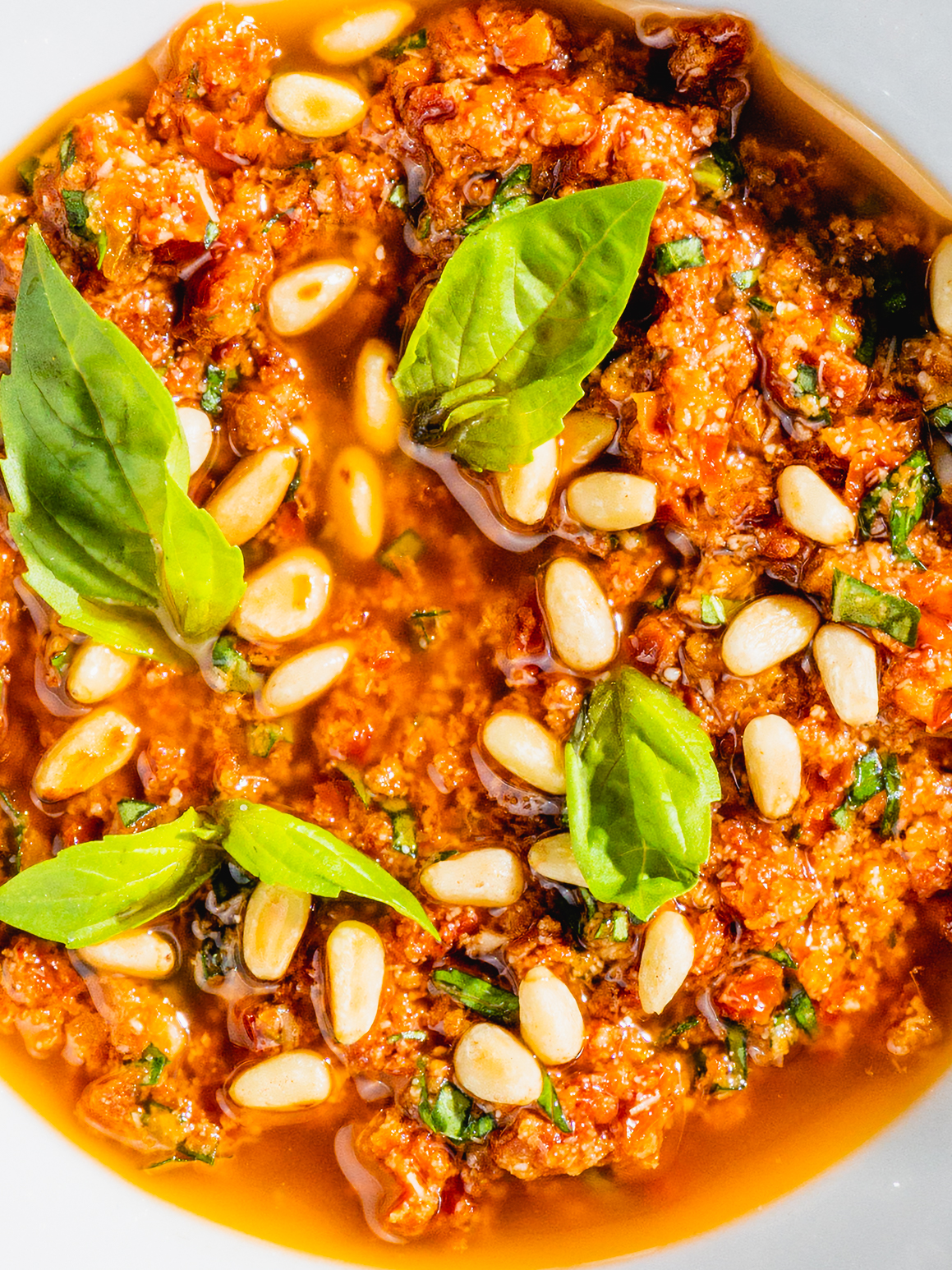 Tomaten-Pesto mit getrockneten Tomaten, Knoblauch und Basilikum Rezept 2