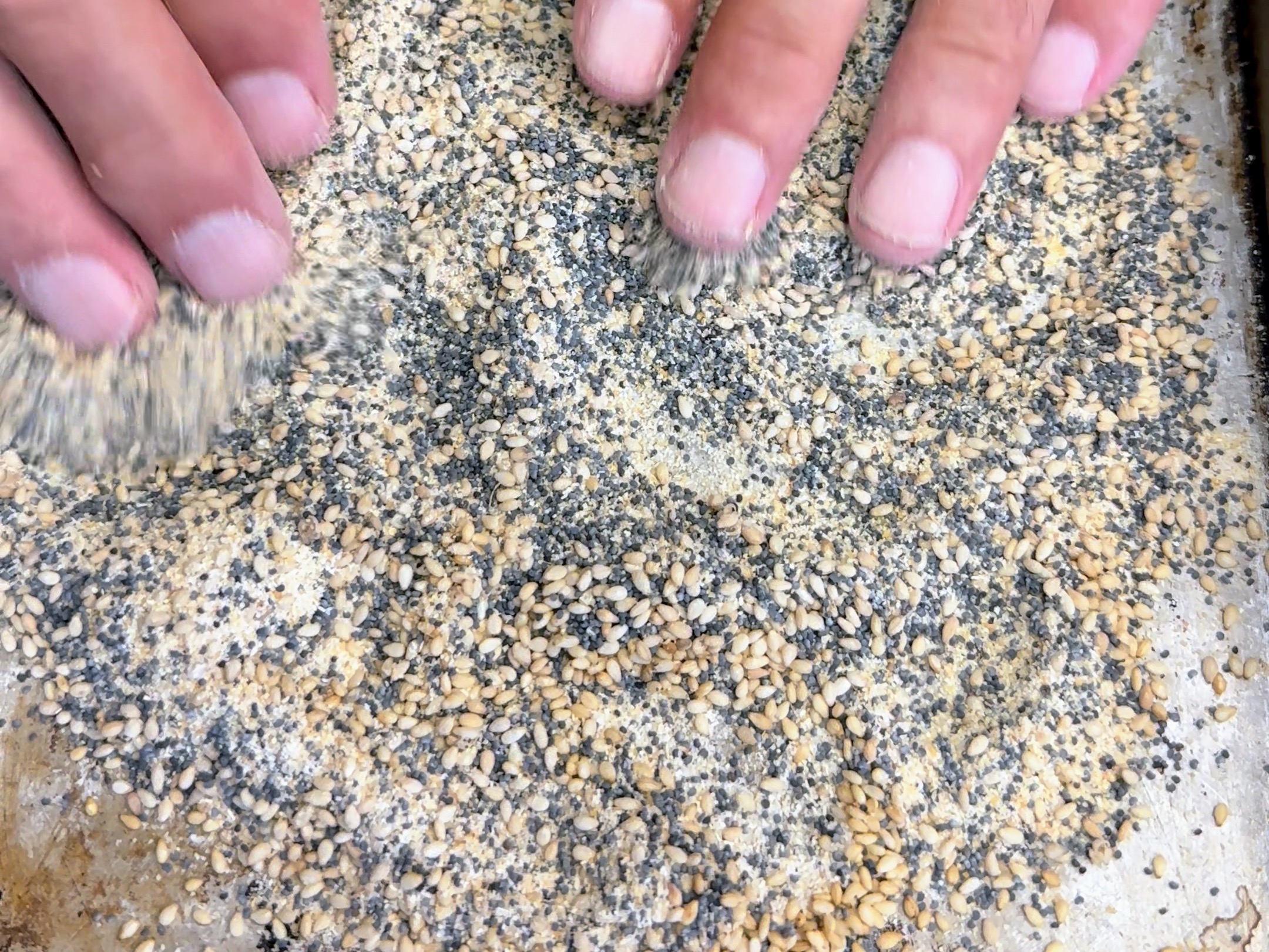 Schritt 1: Zubereitung von Salat-Gewürz 