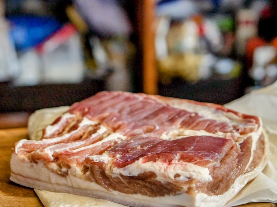 Schritt 1: Schweinefleisch marinieren und garen