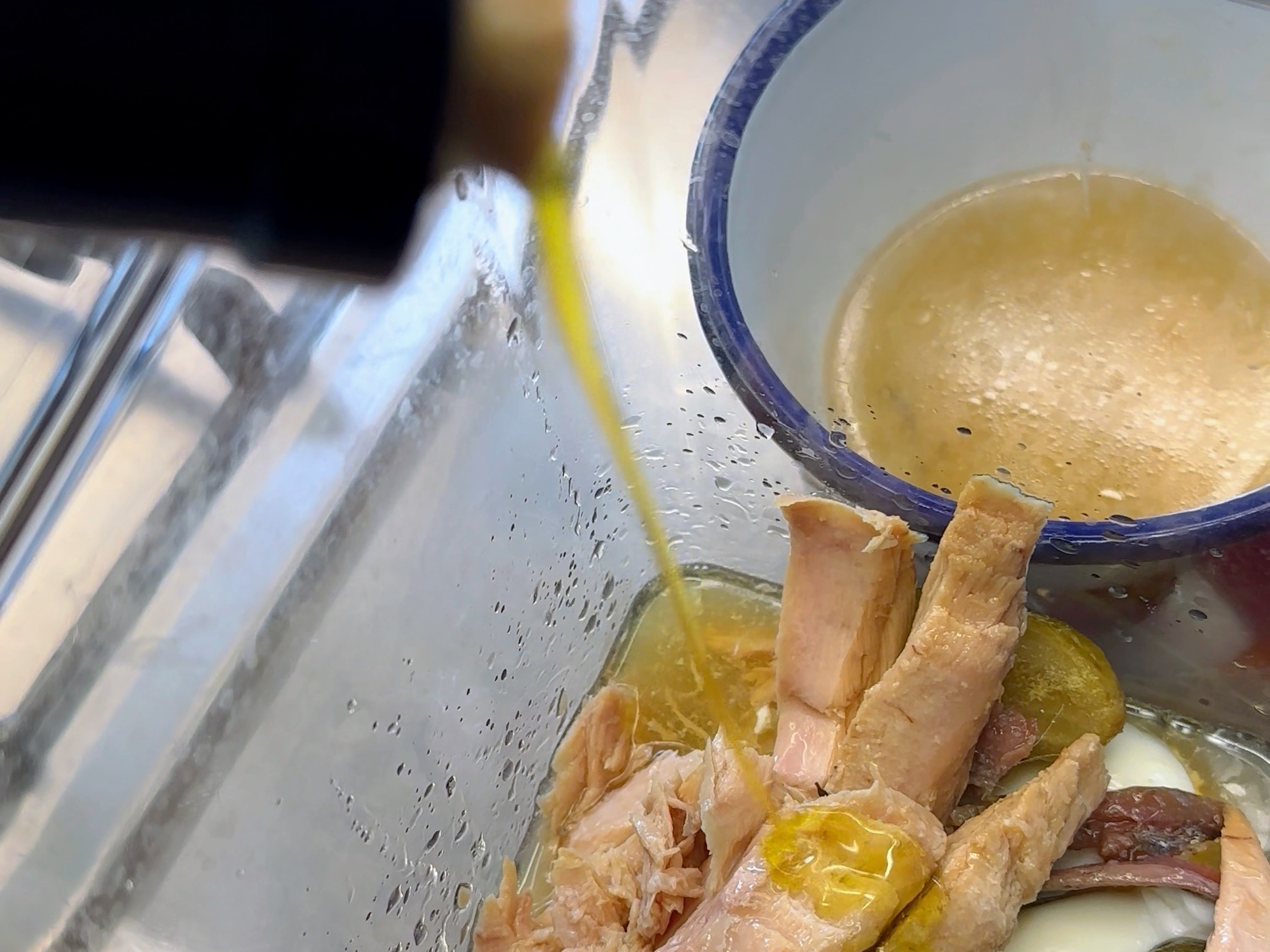 Schritt 2:  Vitello-Tonnato-Sauce zubereiten