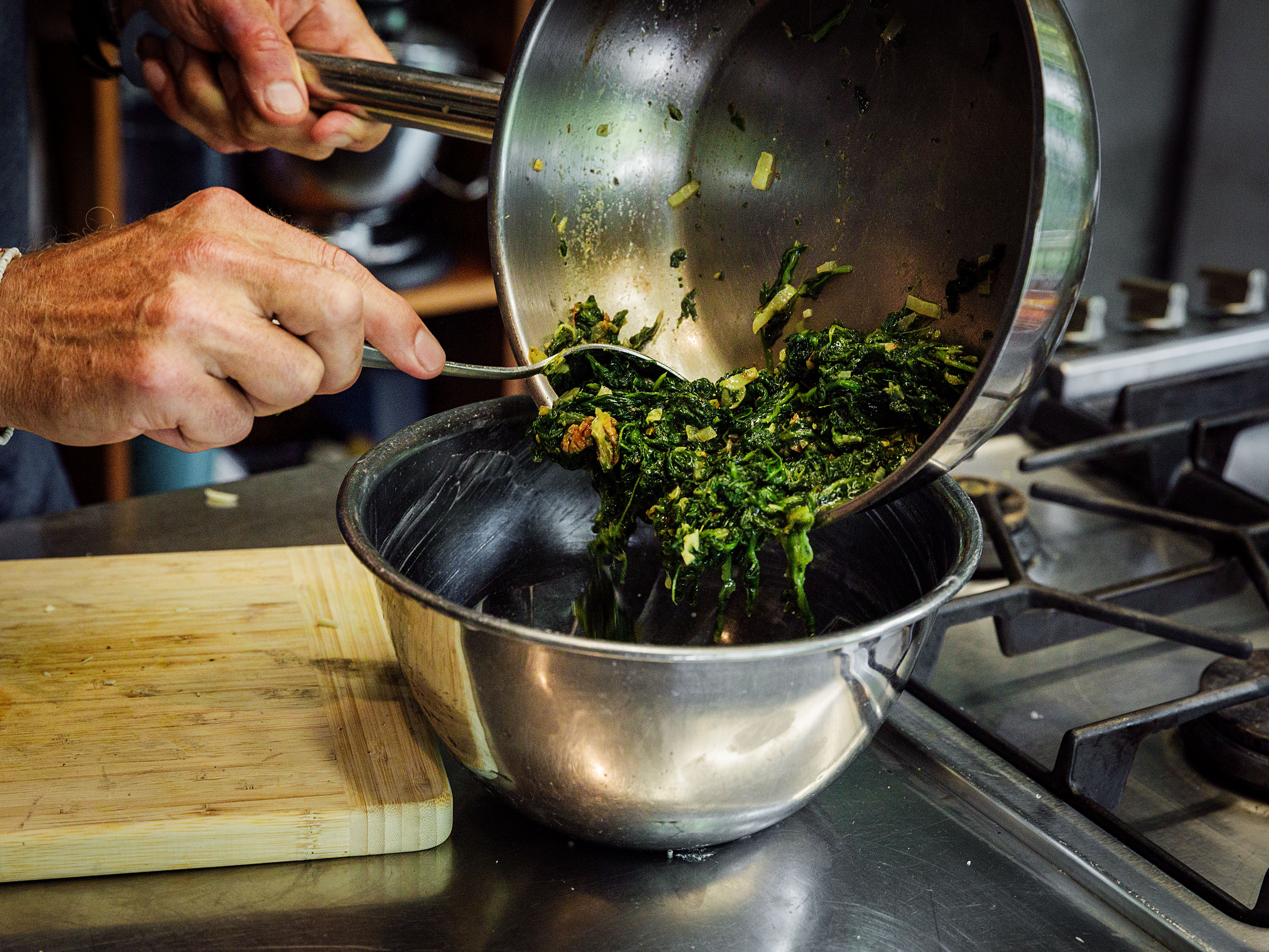 Schritt 2: Spinat abkühlen lassen