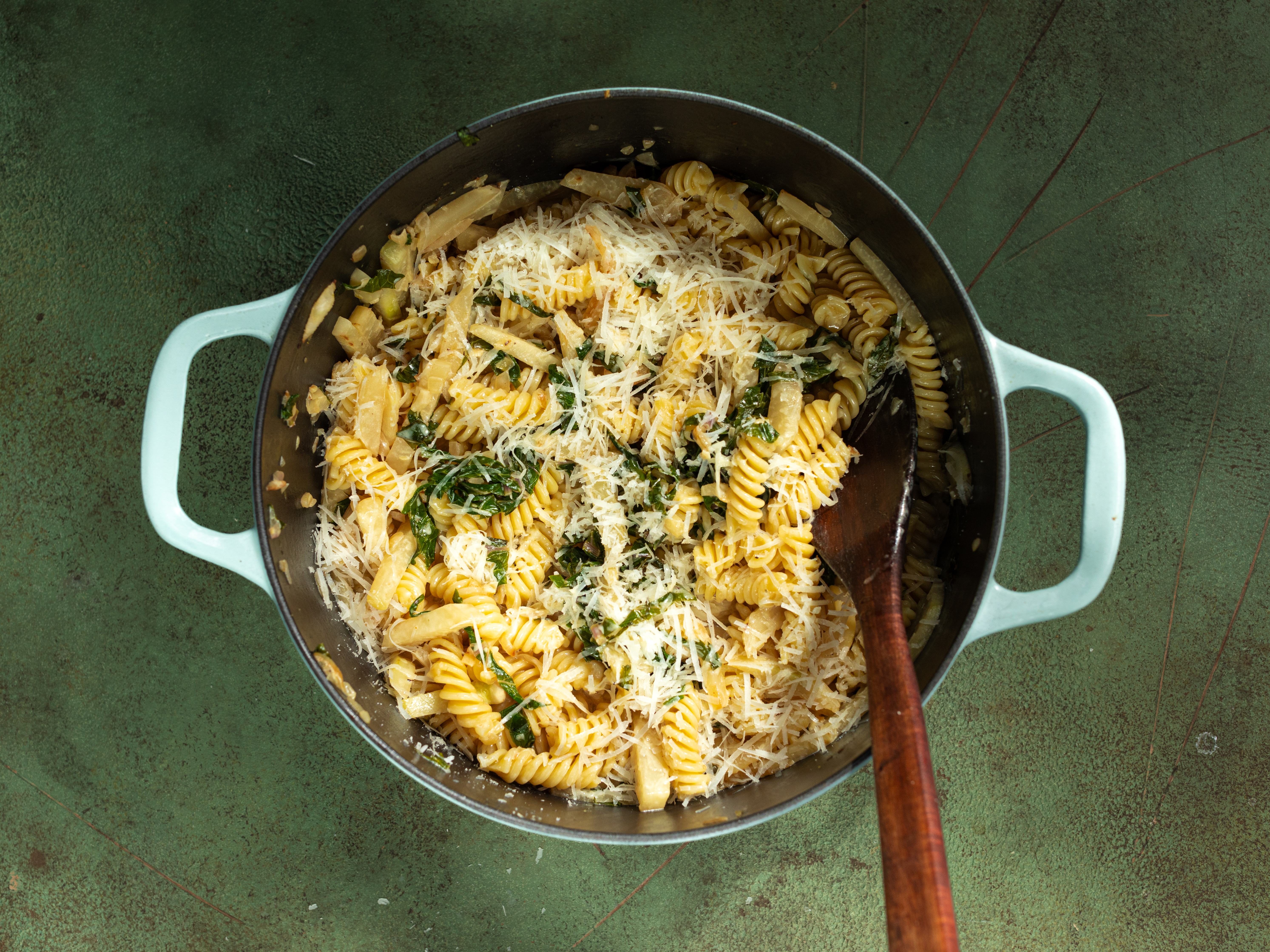 Schritt 3: Sauce und Nudeln mischen