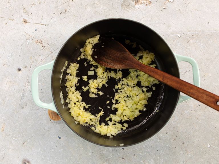 Schritt 2:  Reis für Fenchel-Pilz Risotto zubereiten 