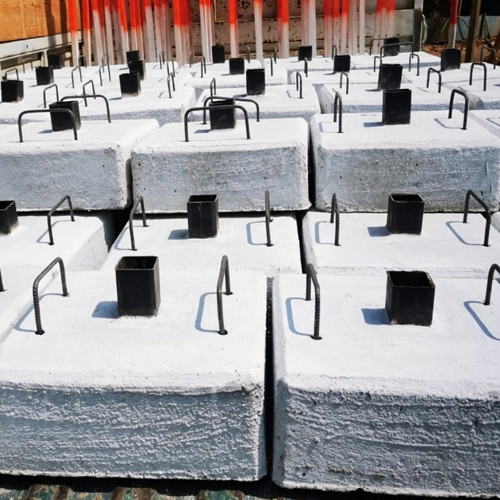 base de concreto con asas