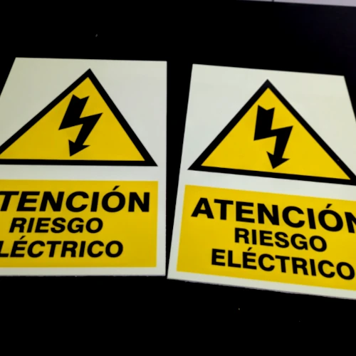 señales fotoluminiscentes riesgo electricos