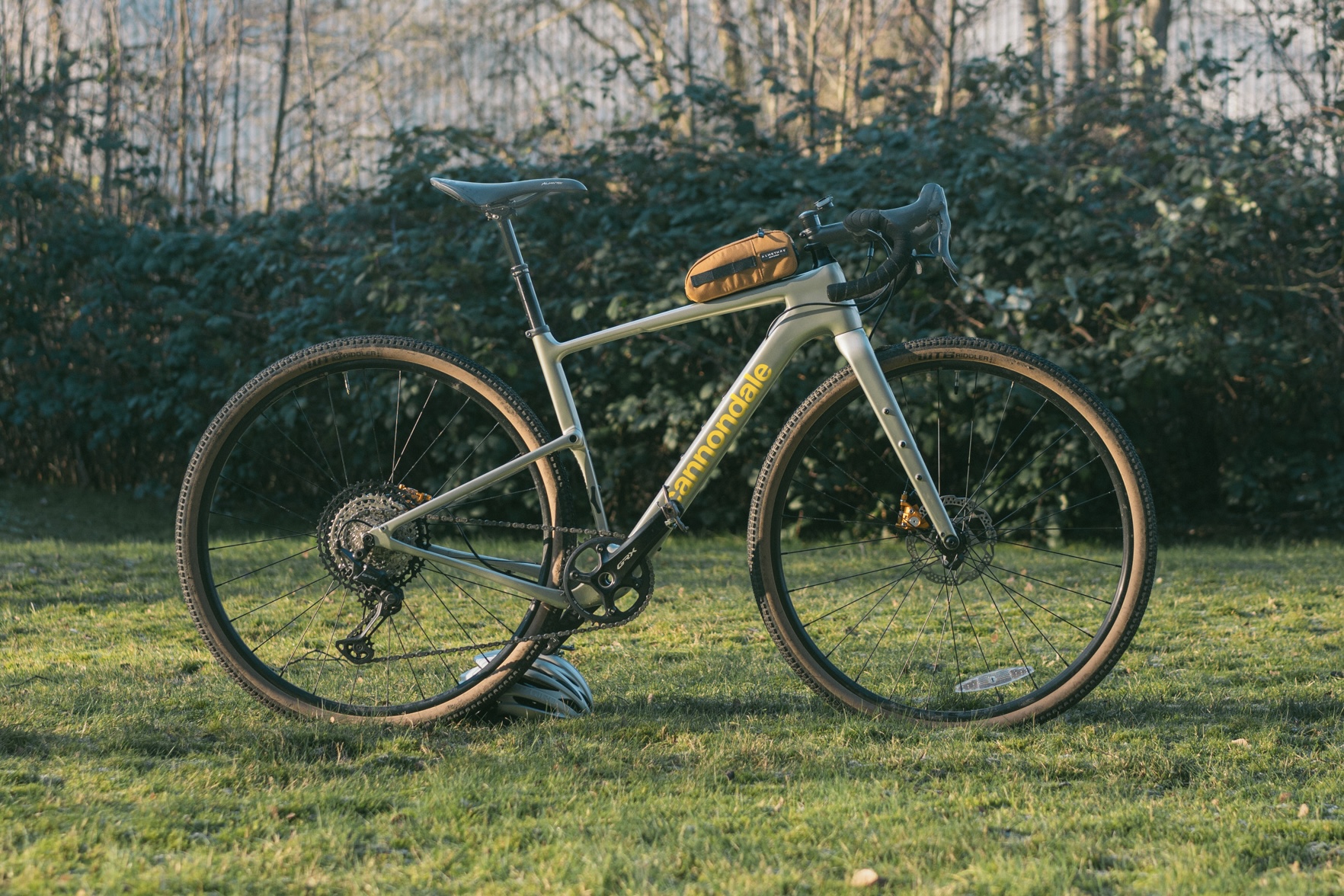 Cannondale TOPSTONE　緑　ライト付 Cannondale TOPSTONE 緑 ライト付（BLOG ～新規ブランドのご紹介