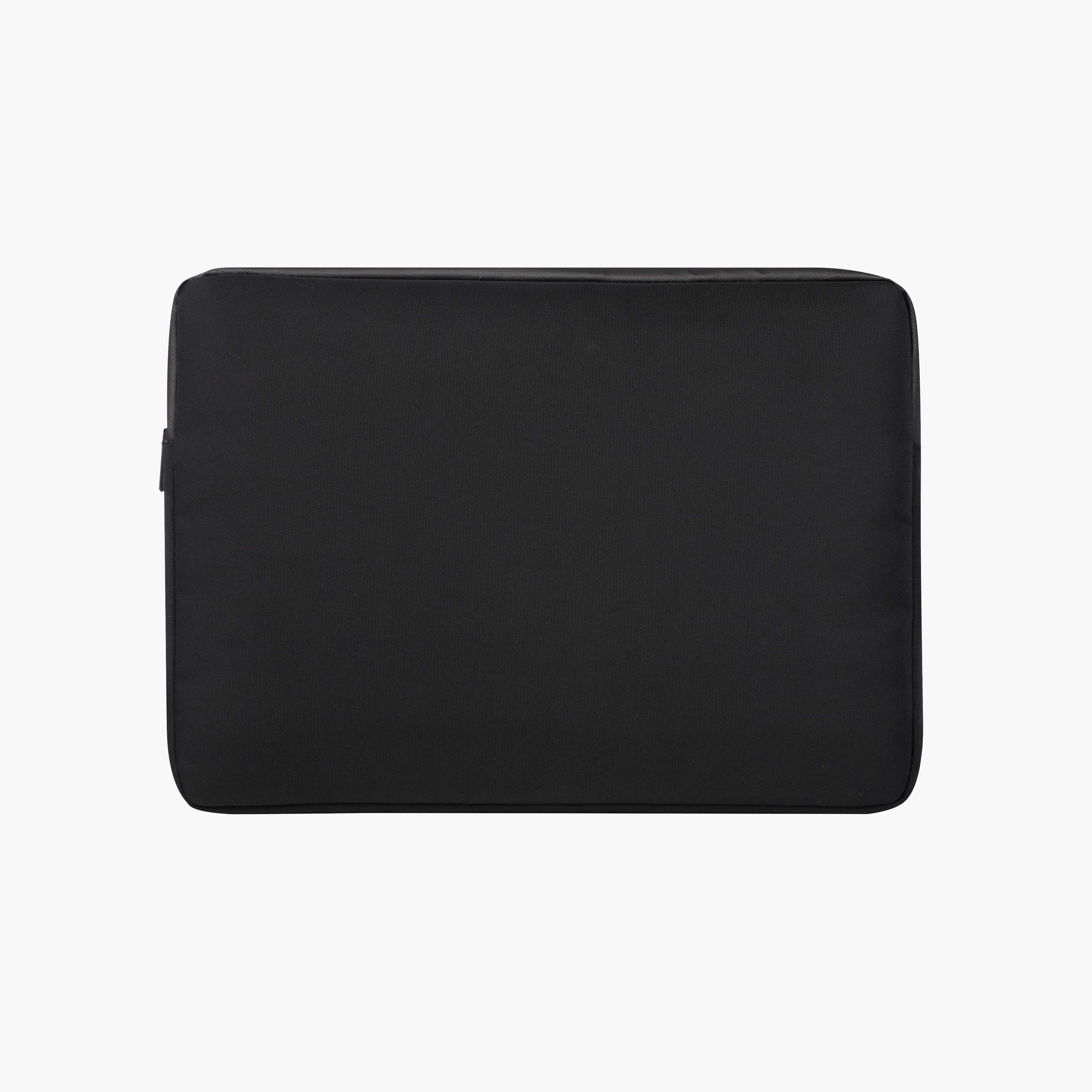 sasha production - laptop case 900d