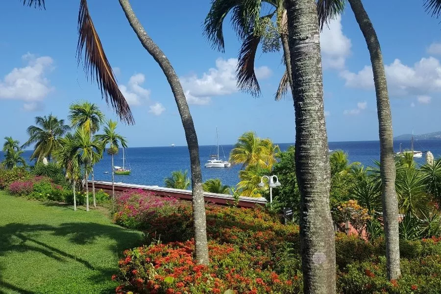 Fort-de-france : décalage avec paris ? 