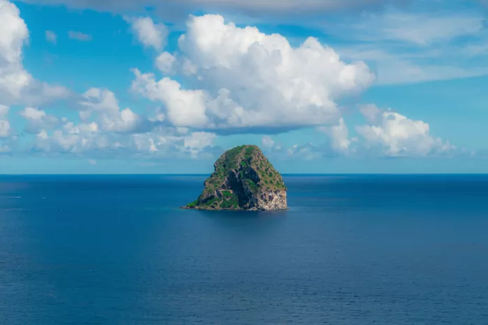 Le Rocher du Diamant en Martinique