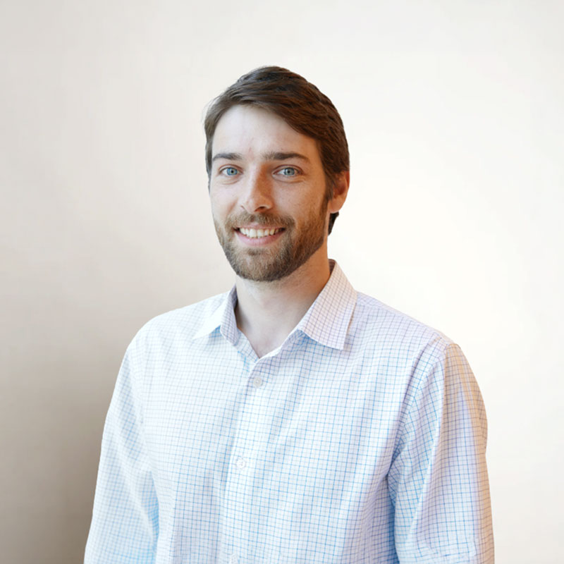 Robbie Freund, official photo