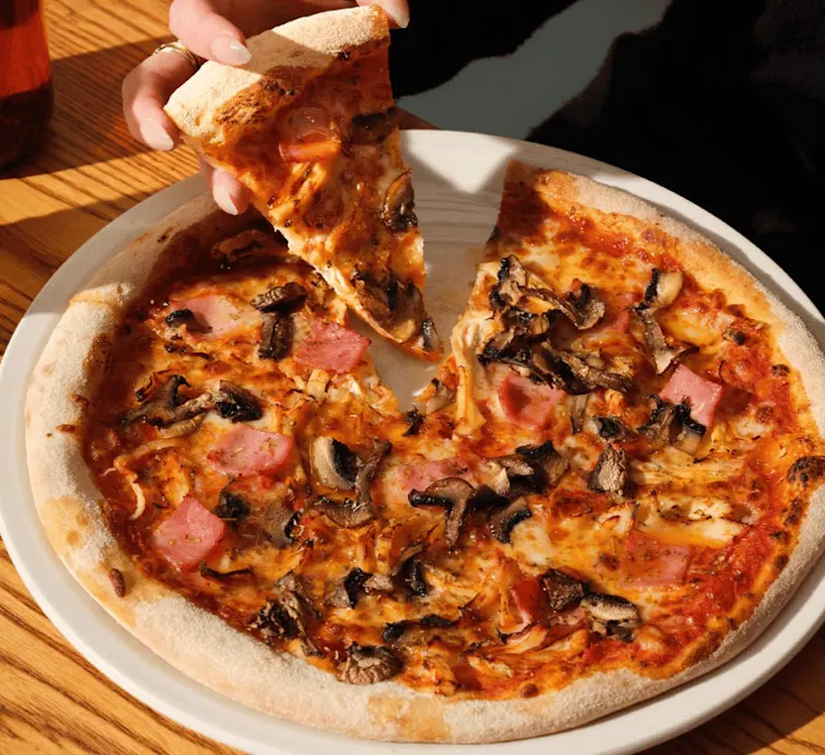 Ham & Mushroom Pizza
