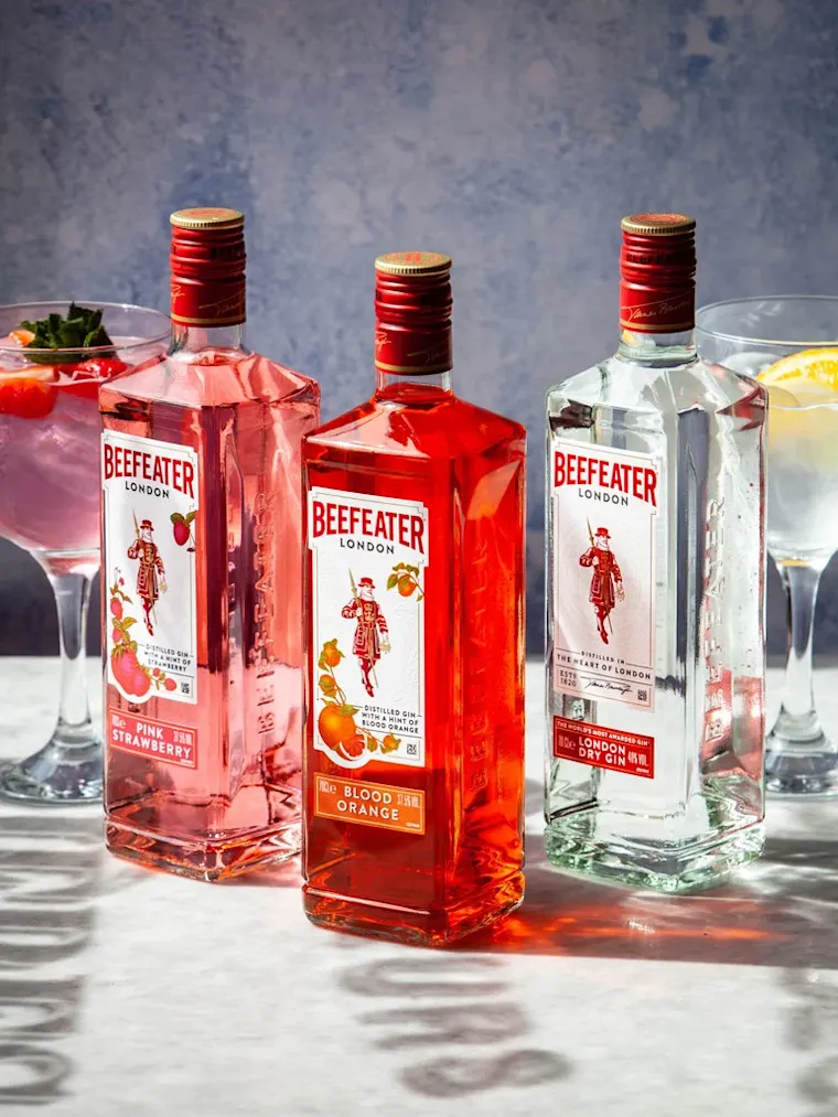 Jubilee Hero Gin Image (Mobile) WEBP