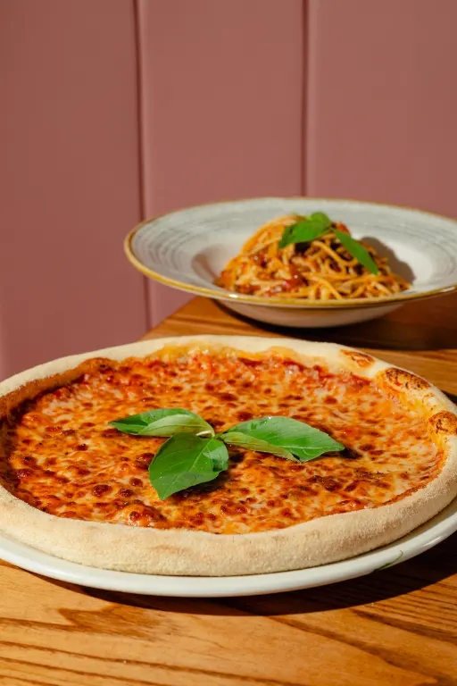 05 Classics Mains Food Mobile