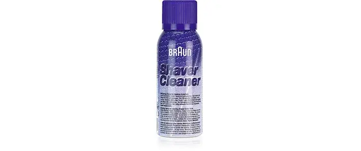 Pulizia con lo spray detergente Pulizia con lo spray detergente