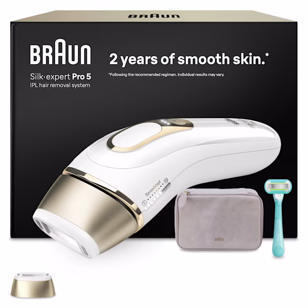Braun PL5100 con tutti gli accessori inclusi, accanto alla confezione. Braun PL5100 con tutti gli accessori inclusi, accanto alla confezione.