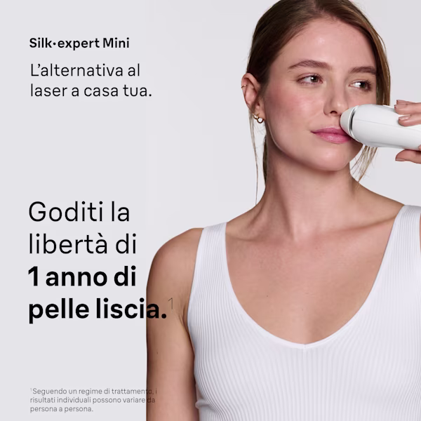Immagine di una donna che usa Braun Silk·expert Mini sul labbro superiore. Immagine di una donna che usa Braun Silk·expert Mini sul labbro superiore.