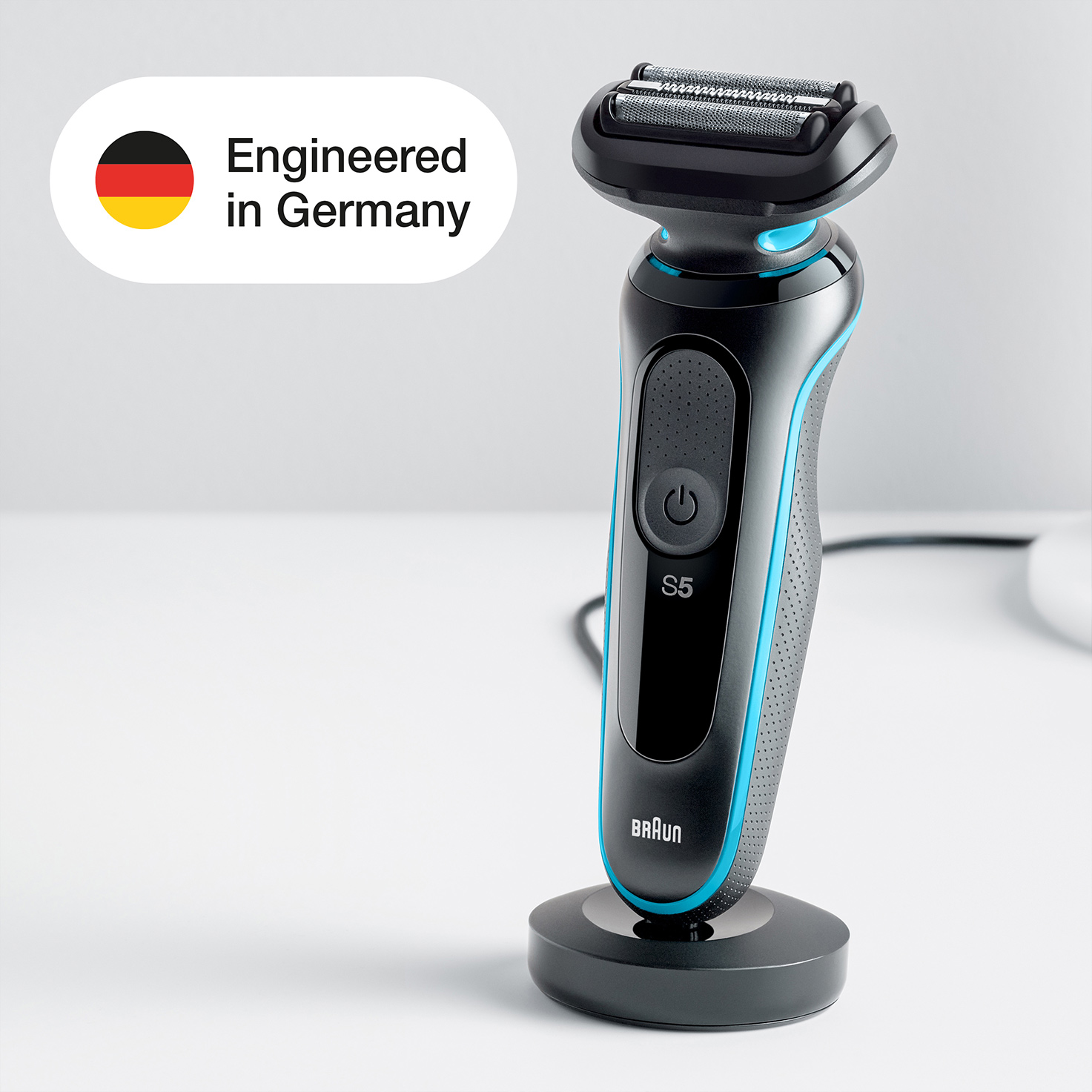 Braun Series 8 8350s Rasoio Elettrico Barba, Ricaricabile E Senza Fili -  C.A.R.E. srl