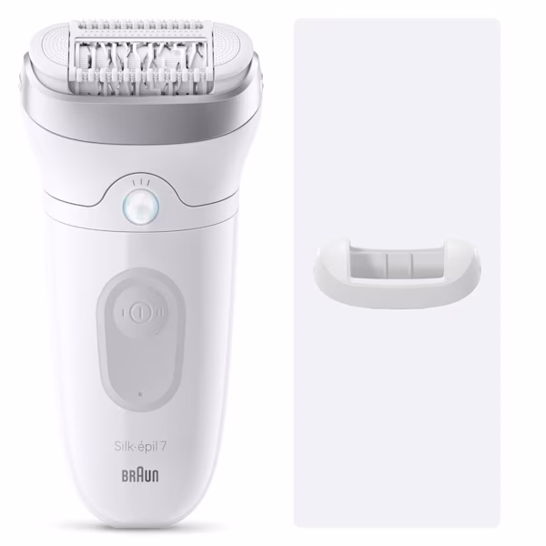 Rendering di prodotto con immagine frontale di Silk·épil 7 con confezione ripresa dietro il rendering su sfondo bianco. Rendering di prodotto con immagine frontale di Silk·épil 7 con confezione ripresa dietro il rendering su sfondo bianco.