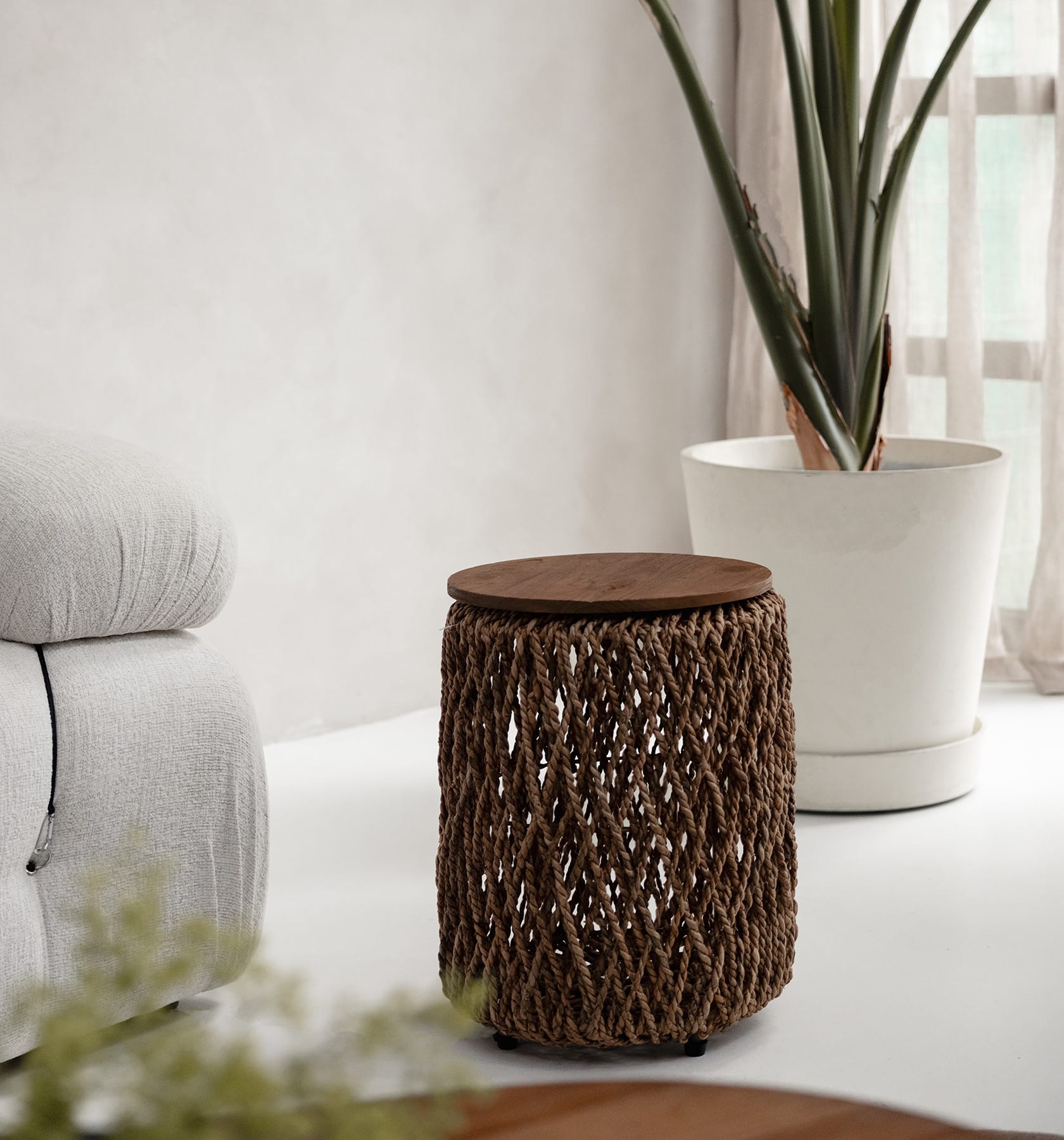 Knut Side Table