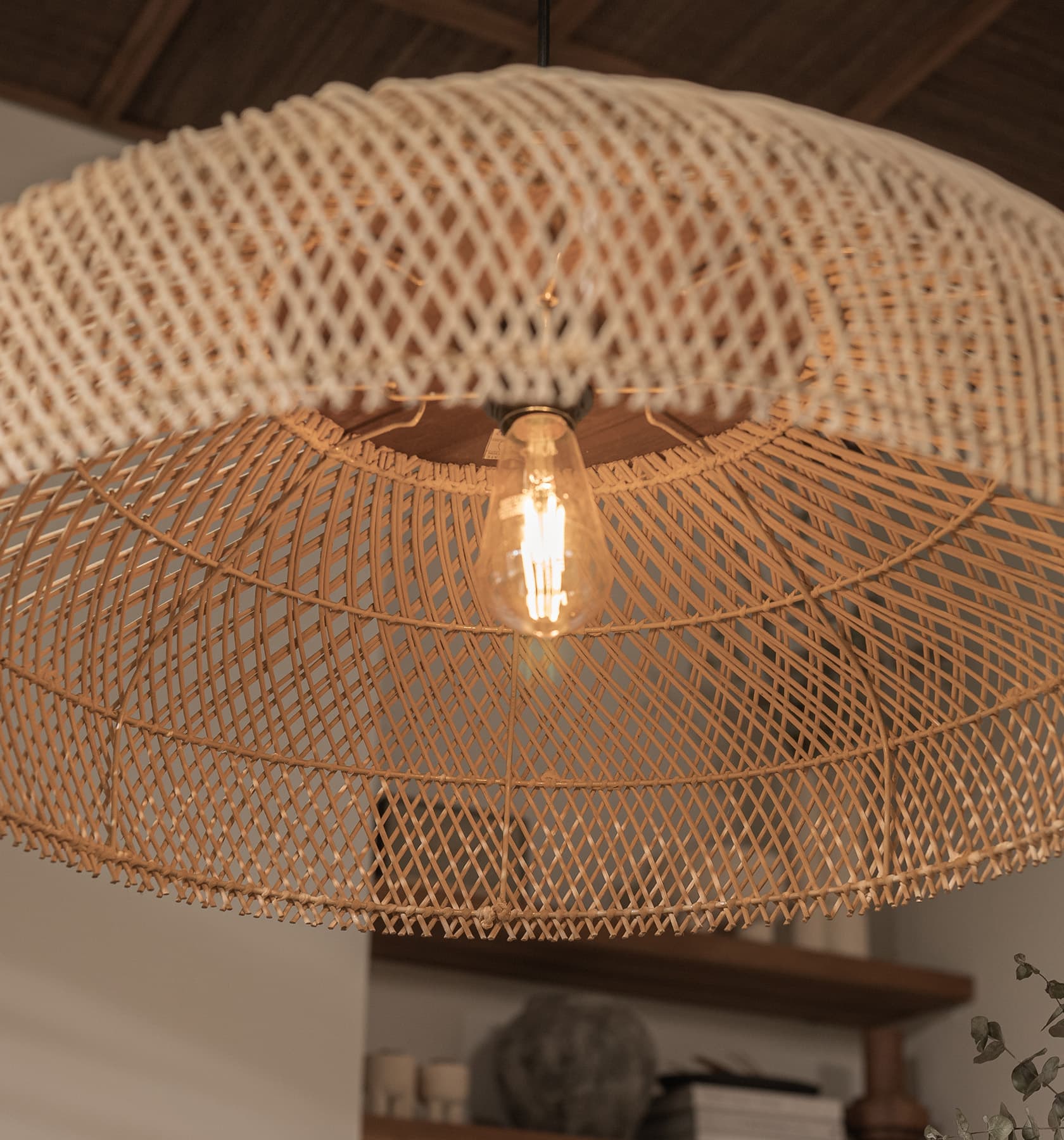 Bright Banjo Lamp