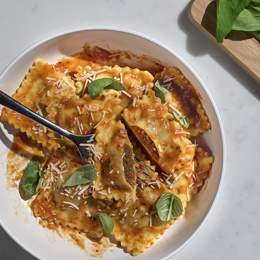 Buitoni Ravioli with Impossible™ Beef in Creamy Tomato Sauce