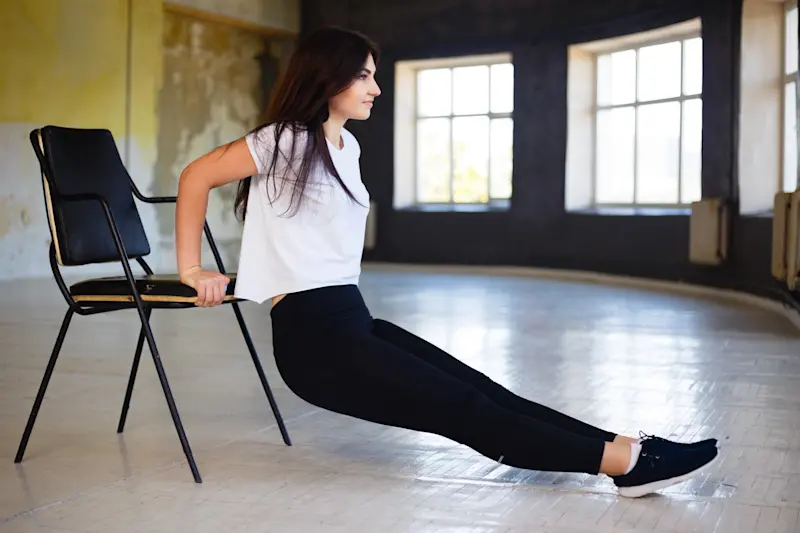 椅子 ディップス