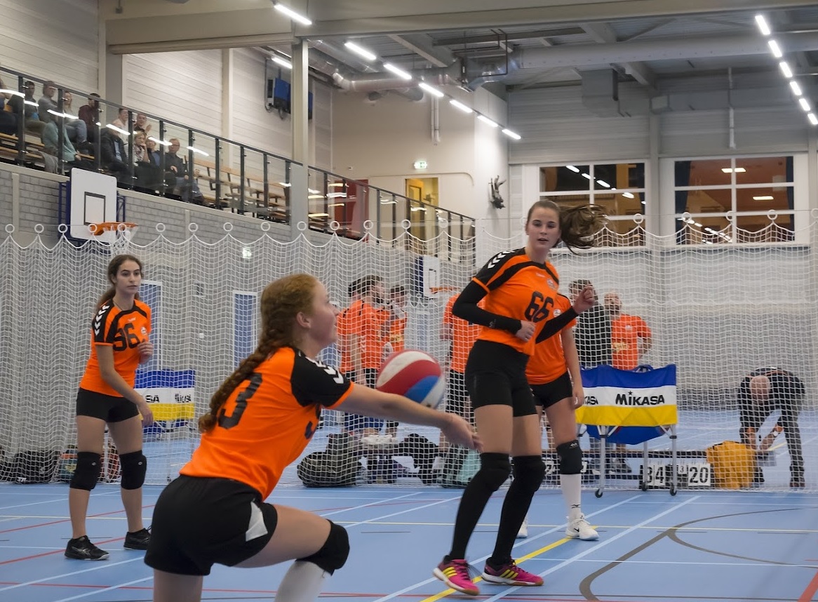 There is no I in team