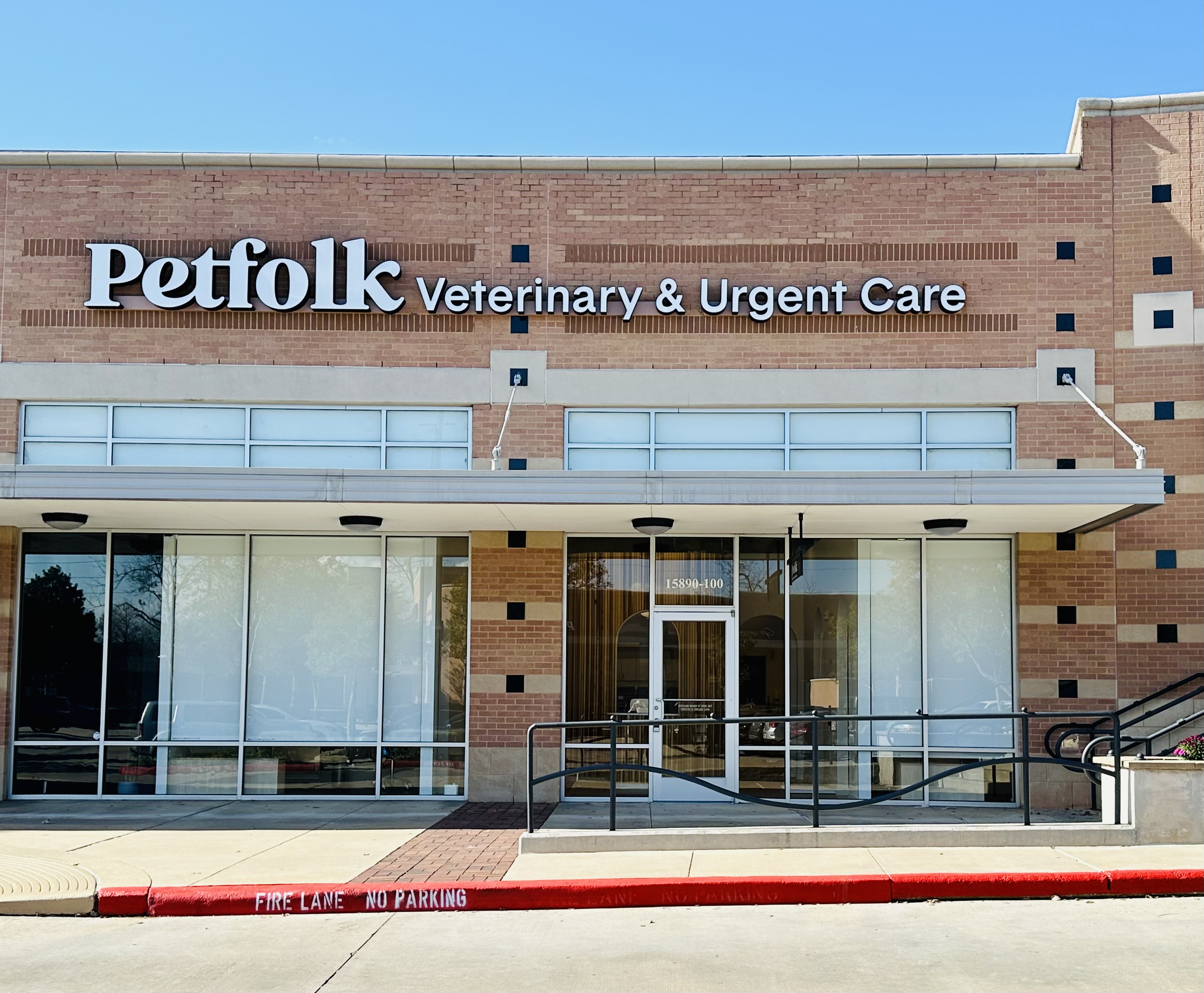 Petfolk Grows Houston Footprint with Opening of Sugar Land Location