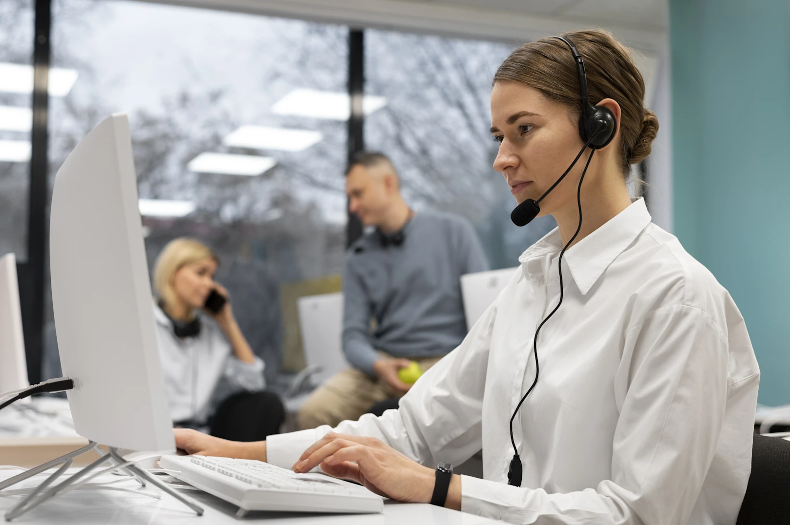 Featured image The Ultimate Guide to HR Helpdesk for Modern Workplaces