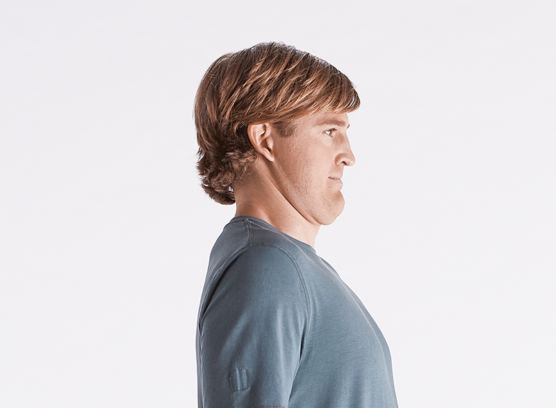 How to do chin tucks: a Hinge Health guide