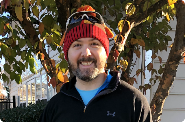 Alex, a Hinge Health member