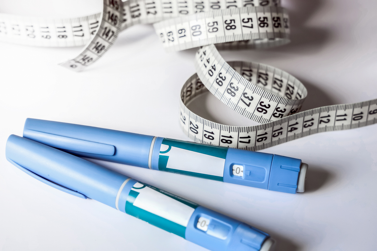 semaglutide vs. tirzepatide for weight loss Shedding pounds? 🏋️‍♀️ Semaglutide vs. Tirzepatide: The Lowdown Trying to  navigate the world of weight loss meds? Here's a quick guide to semaglutide  and tirzepatide, both injectable options! ** Both can help