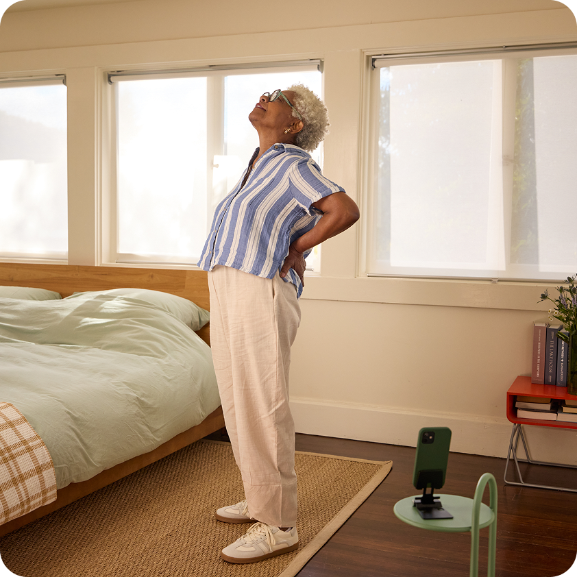 women with backpain