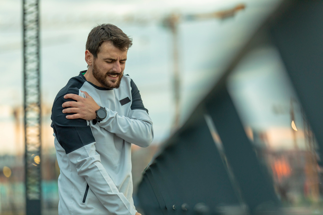 man-with-shoulder-pain