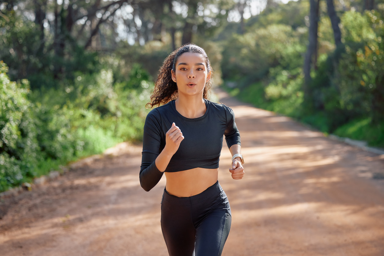 woman doing run walk method