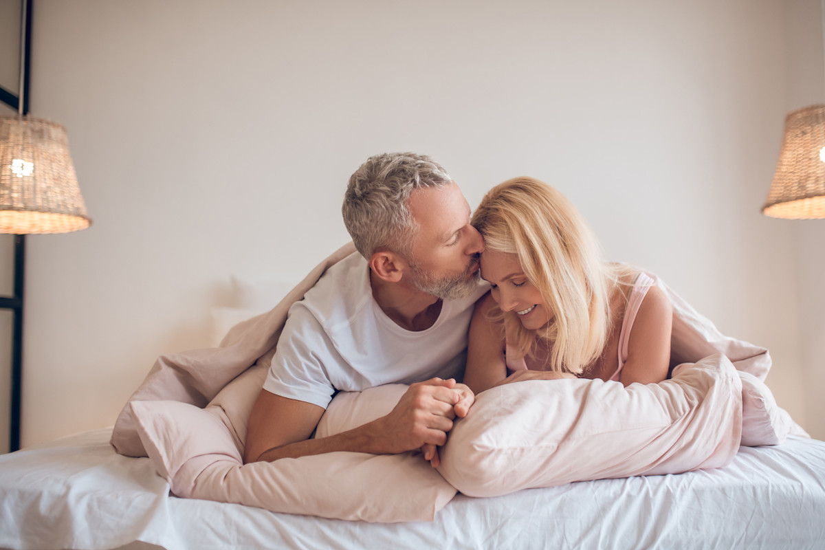 Menopause and sex: body changes, challenges, and tips for intimacy and comfort