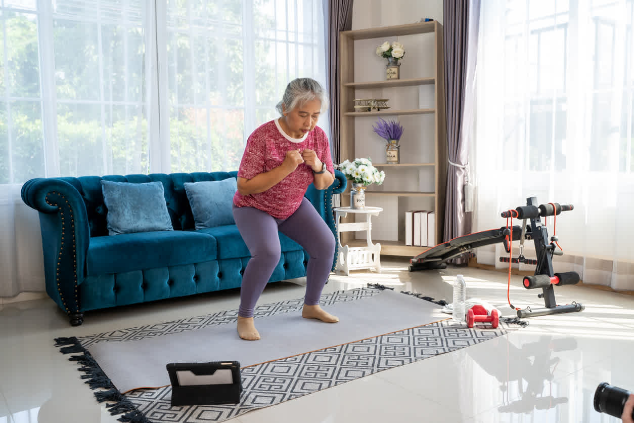 Elderly-woman-doing-squats-at-home