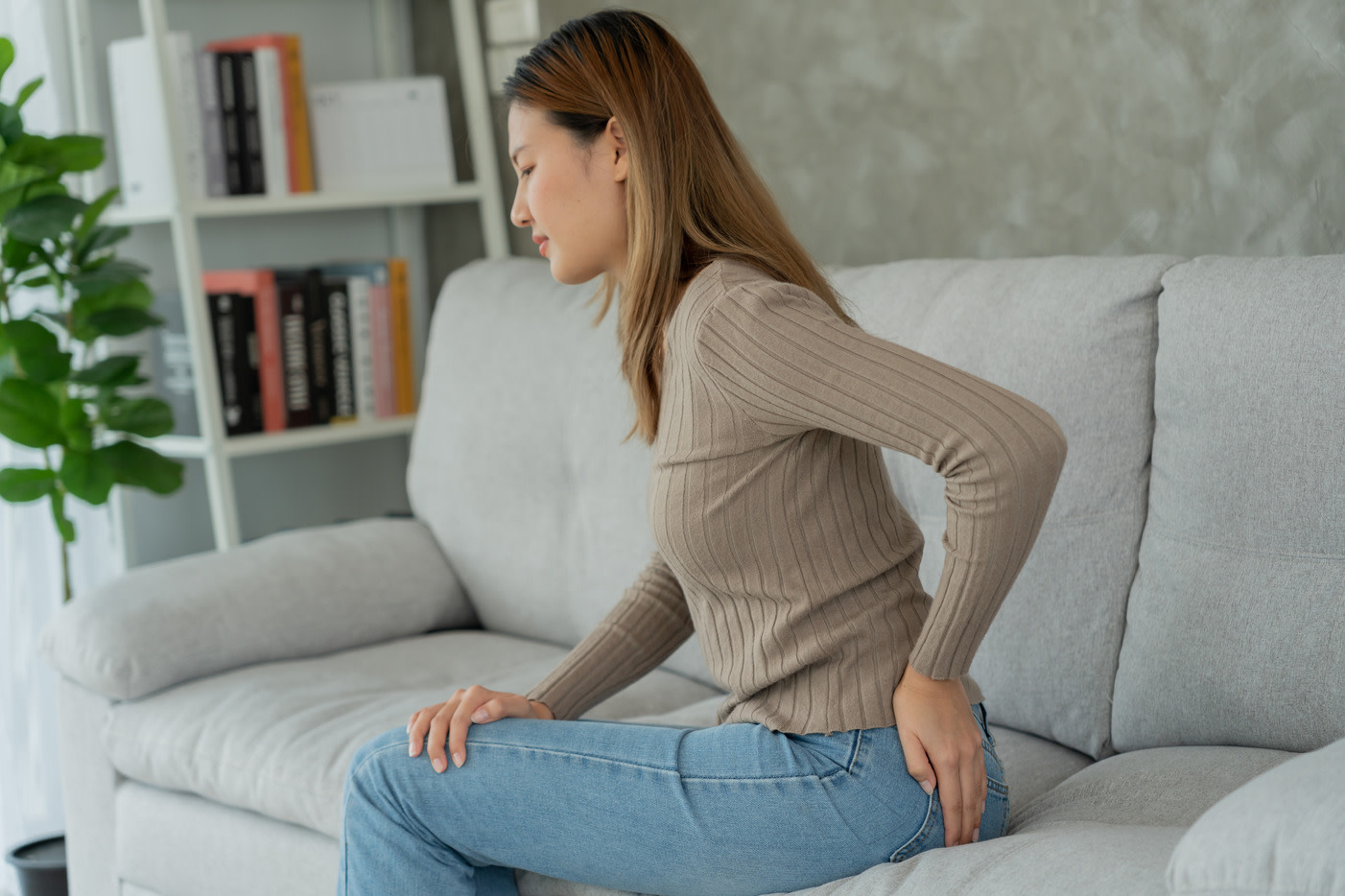 Woman with tailbone pain