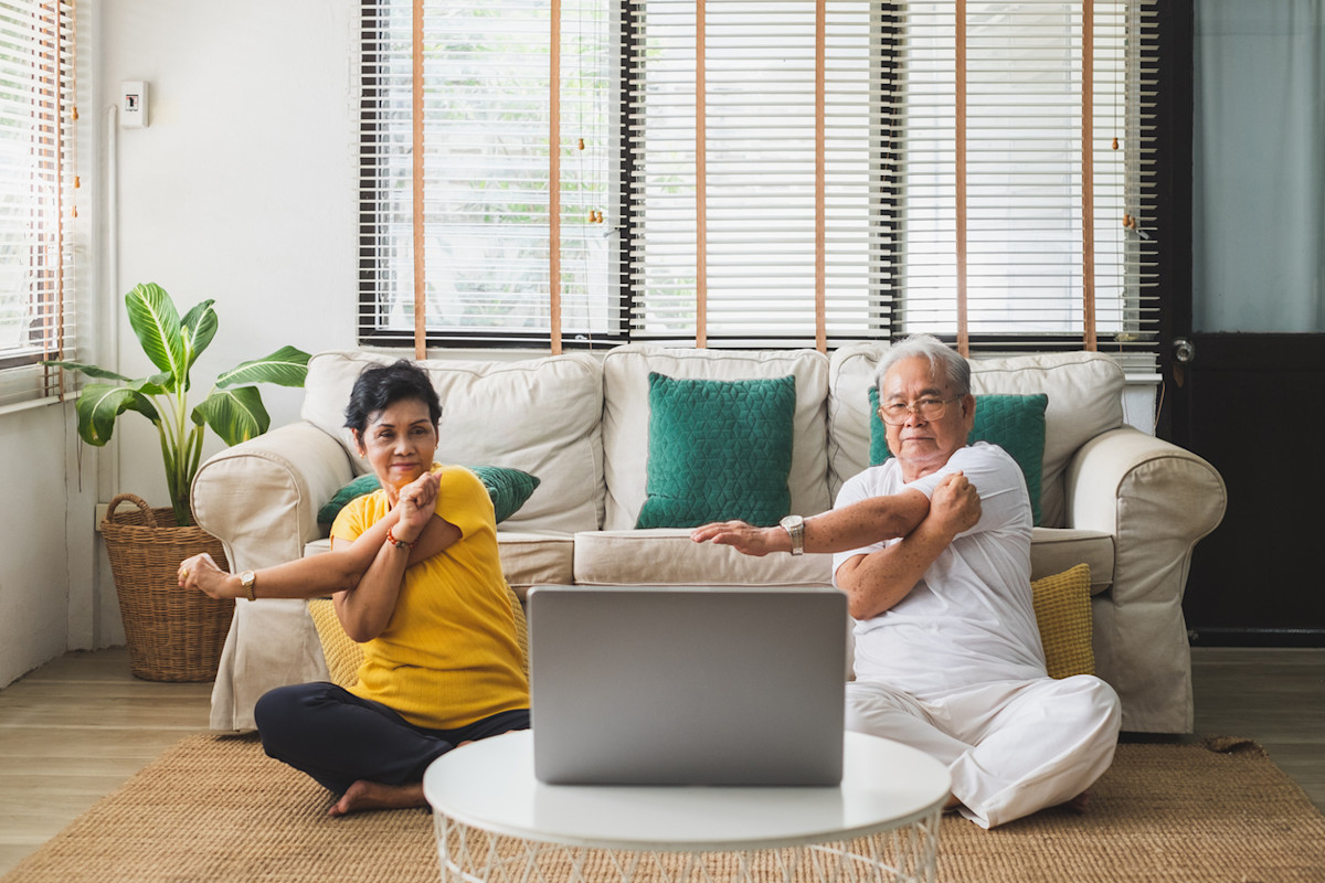 9 Stretching Exercises for Seniors, Recommended by Physical Therapists