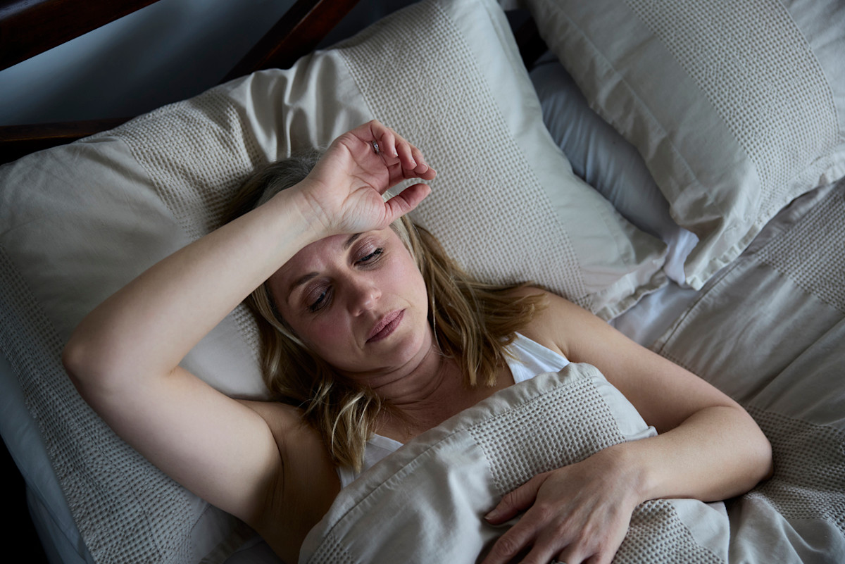 how-menopause-affects-sleep-tips-for-better-rest