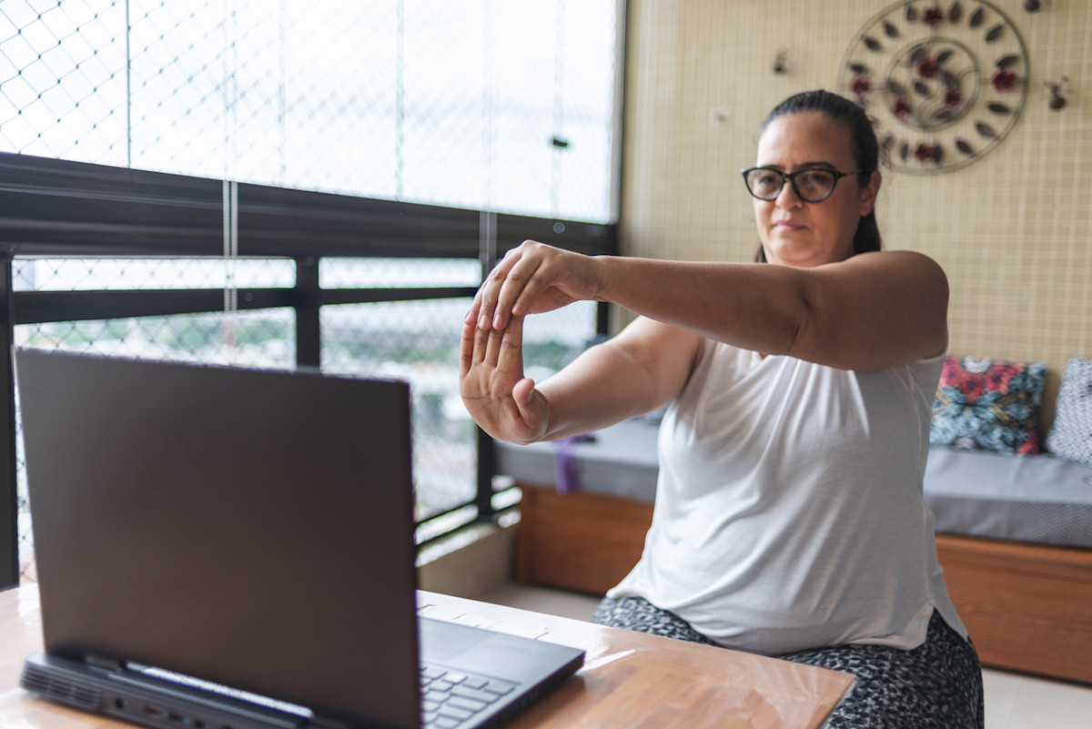 Physical therapy for tennis elbow: tips and best exercises