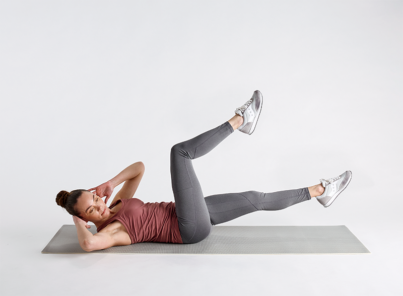 How to do a bicycle crunch: a Hinge Health guide