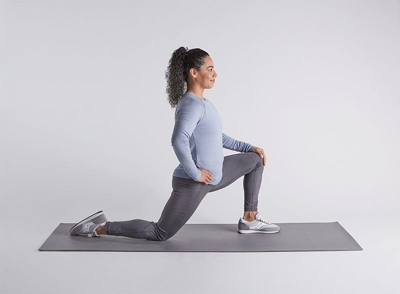 How to do a kneeling hip flexor stretch: a Hinge Health guide